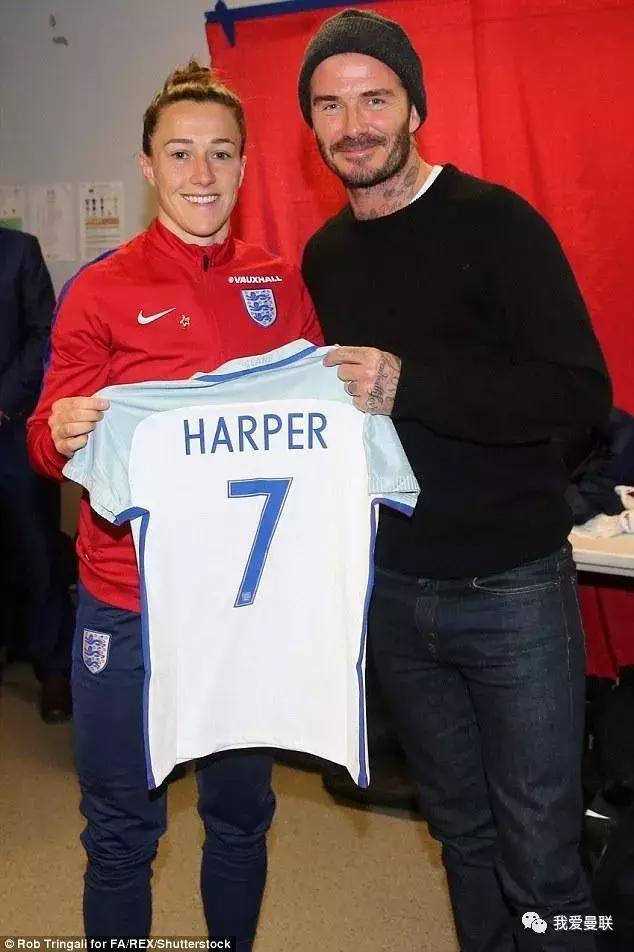 曼联官宣青训小将离队,曼联宣布签下德里赫特