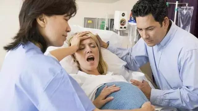 分娩时,最常见的5种助产方法,你知道几个