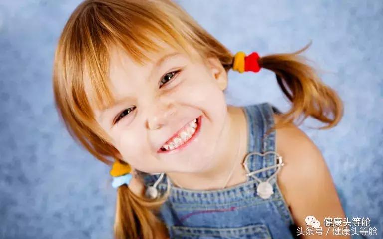 小孩牙齿发黑是不是蛀牙怎么回事,儿童牙齿有点点黑黑的是蛀牙吗