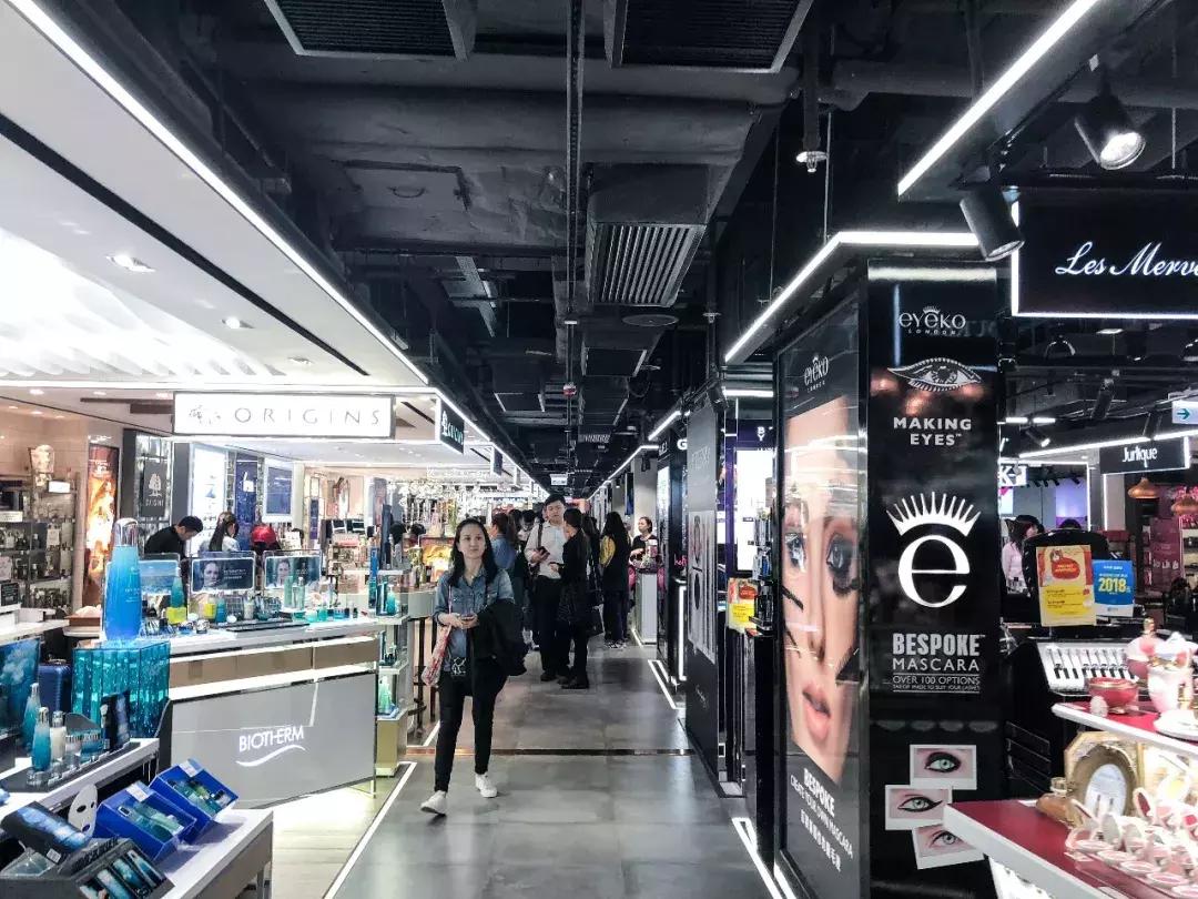 港币汇率跌破33年新低!精心整理的香港省钱购物攻略!