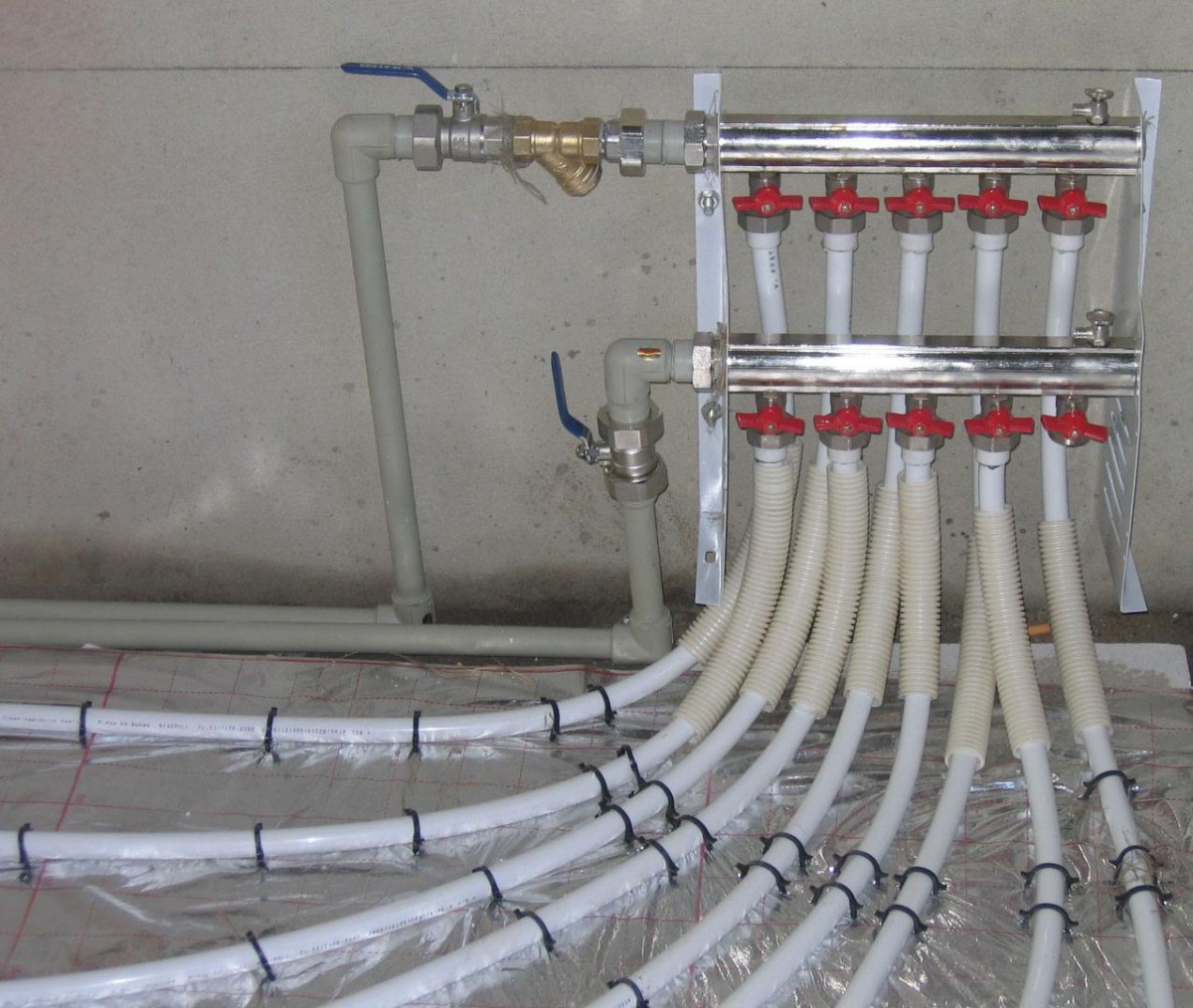 地暖分水器使用示意图,地暖分水器使用方法