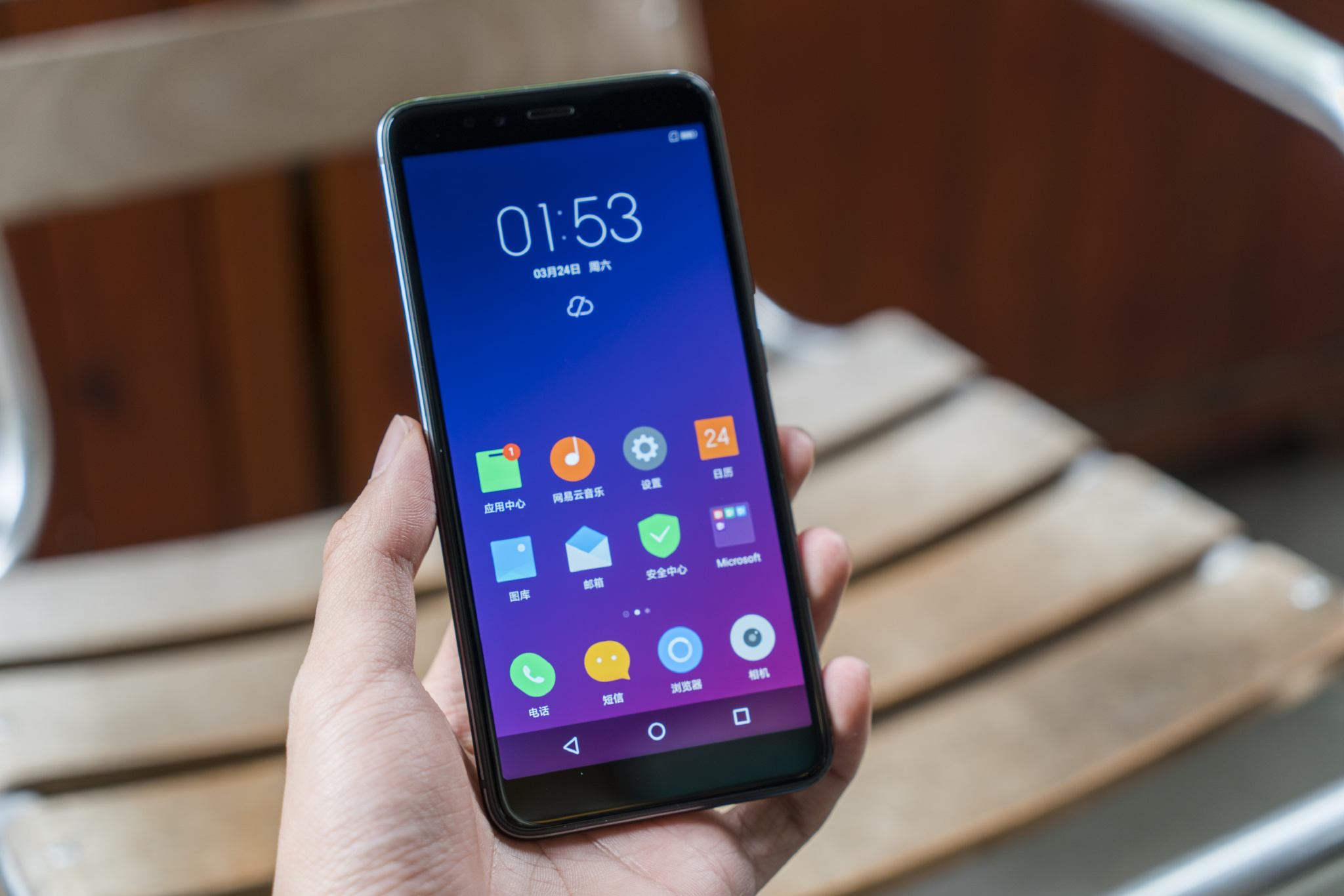 999元的5g机值得买吗,999块钱能买到什么好手机