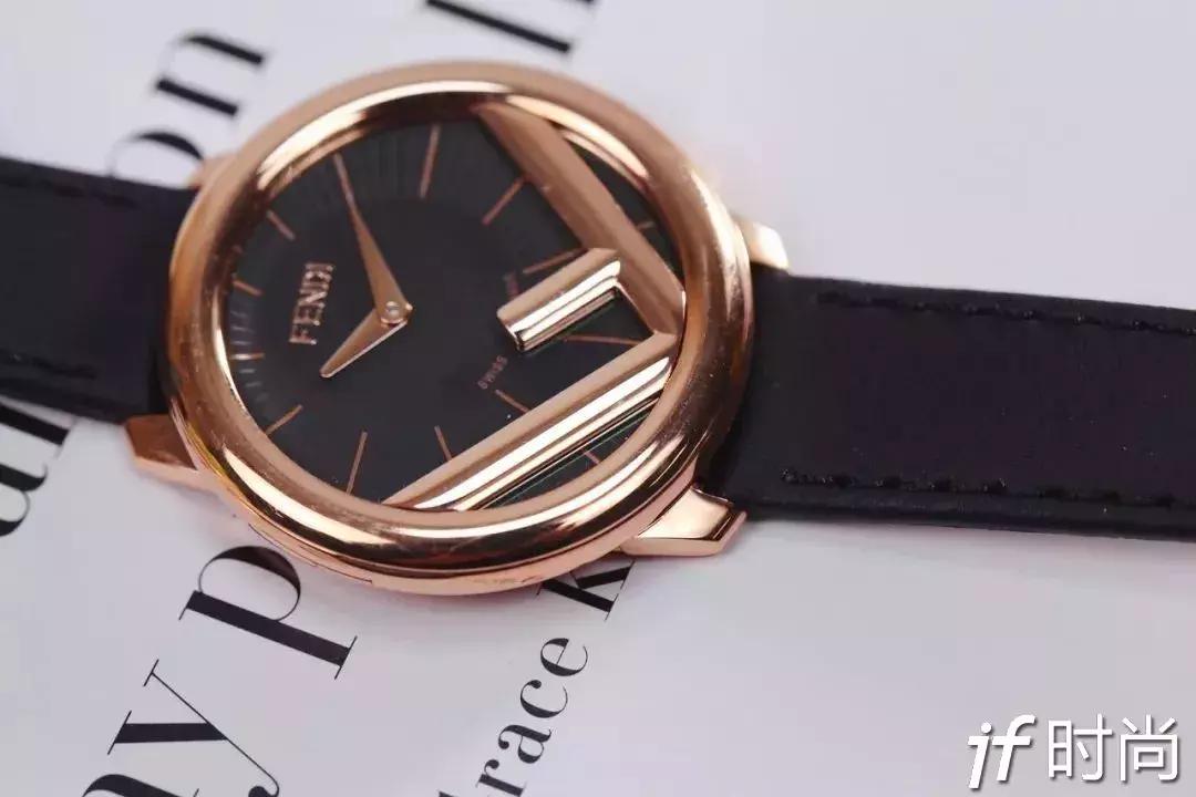 fendi新出套装,娜扎fendi2018