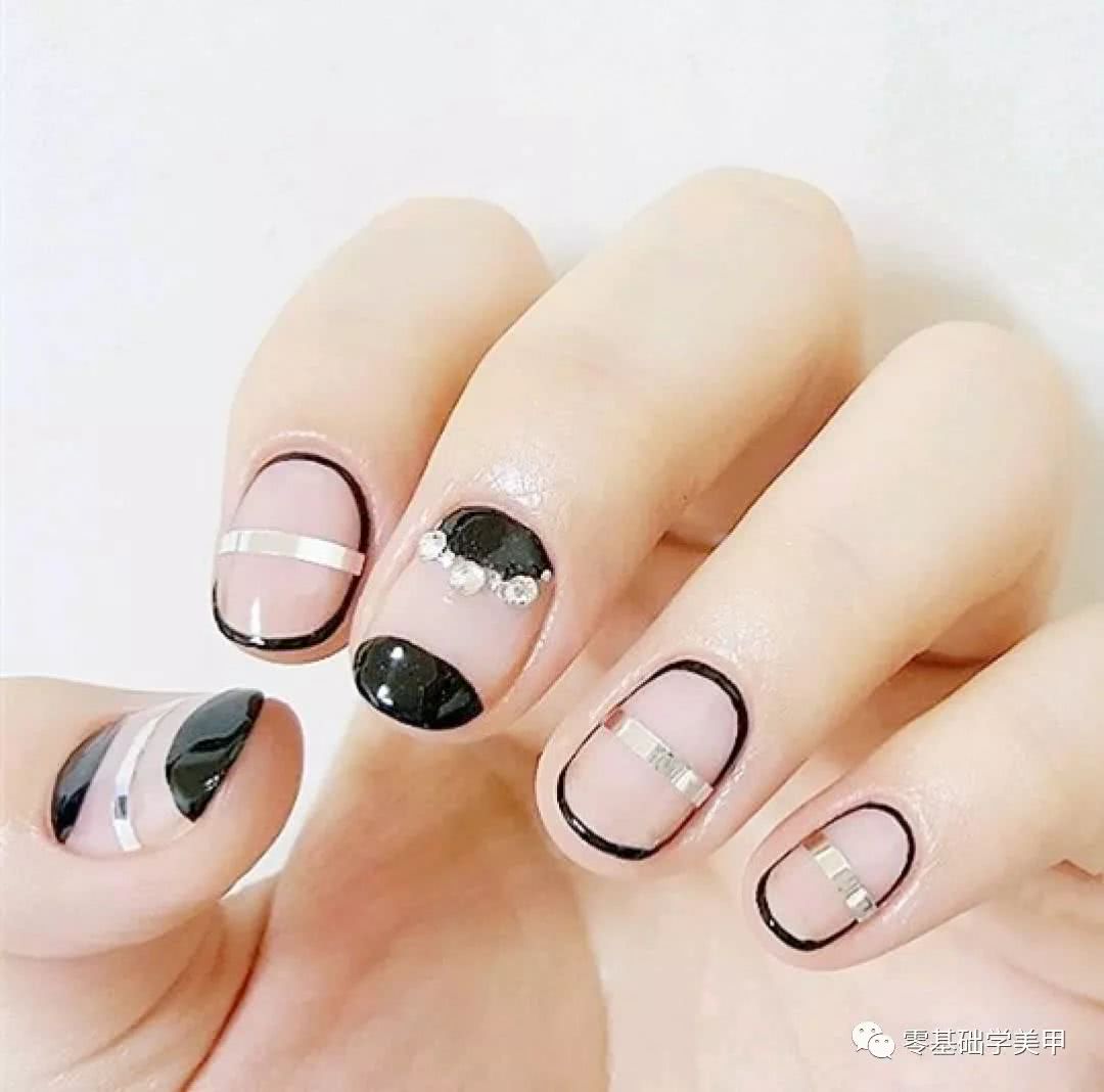 甲面过宽不贴甲片怎么美甲,甲面小的人适合什么形状的美甲