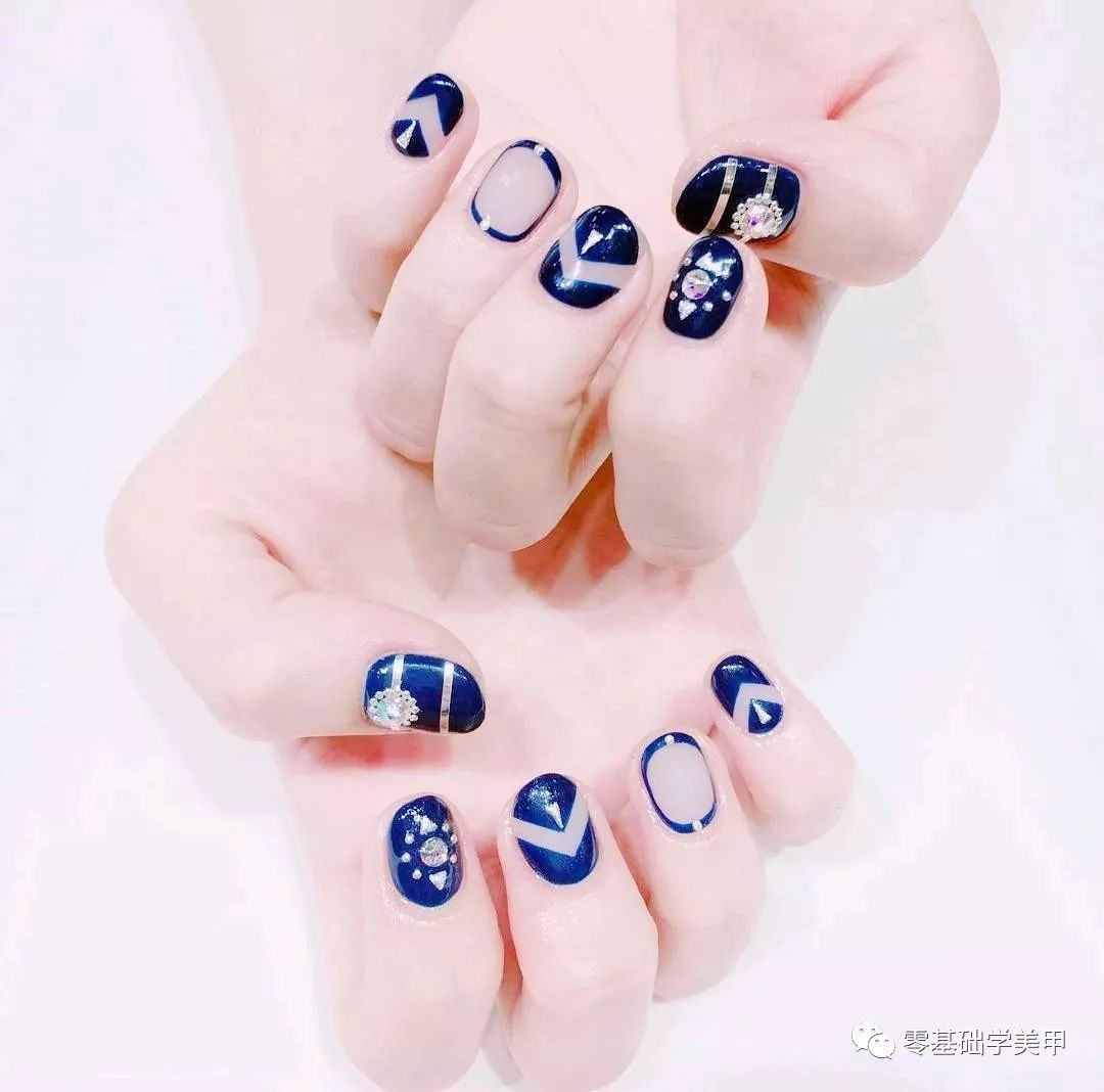 甲面过宽不贴甲片怎么美甲,甲面小的人适合什么形状的美甲