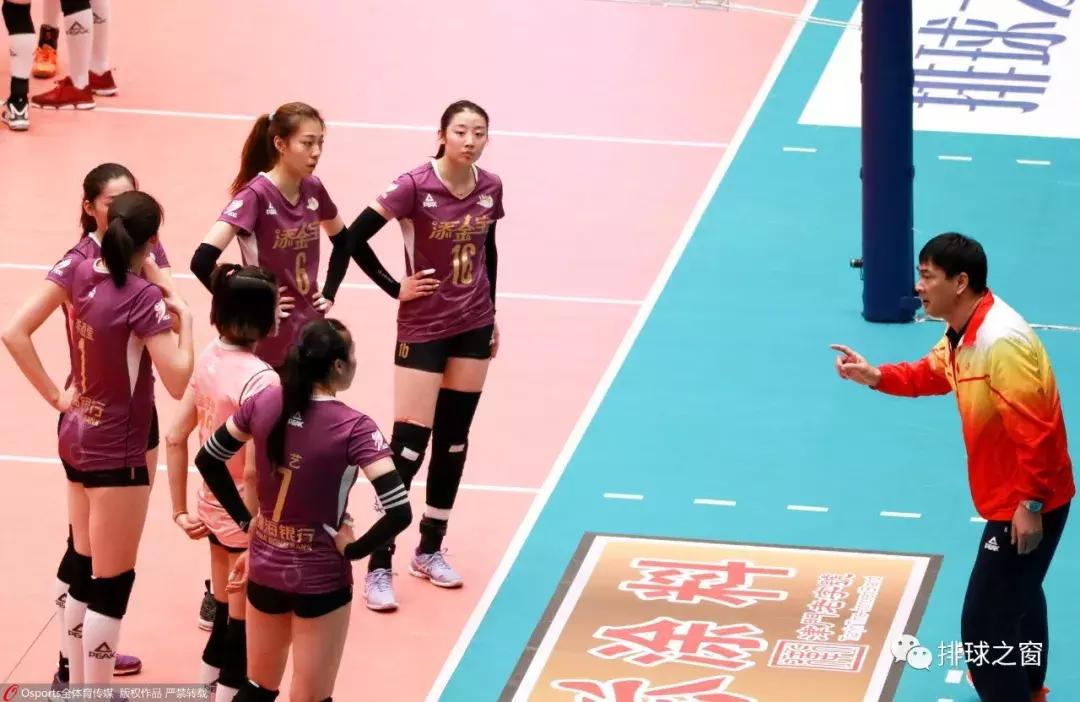 2017-2018女排联赛决赛上海天津,首战遭逆转天津女排见识强队实力