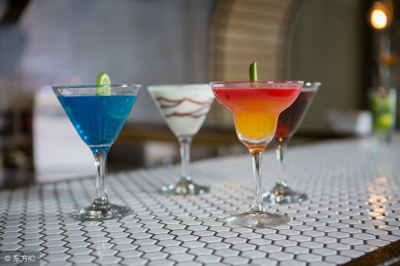 成就一杯完美的鸡尾酒需要什么,一杯简单好喝又好看的无醇鸡尾酒