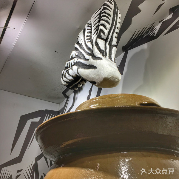 谨遵这家店的“约定”：好好吃鱼，不玩手机