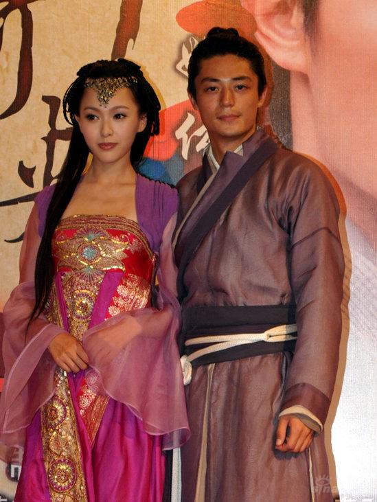 唐嫣罗晋官宣前合体,唐嫣罗晋新戏开拍