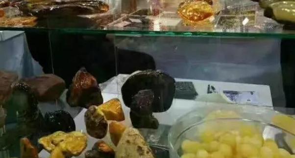 波兰世界琥珀展,波兰北部国际琥珀展