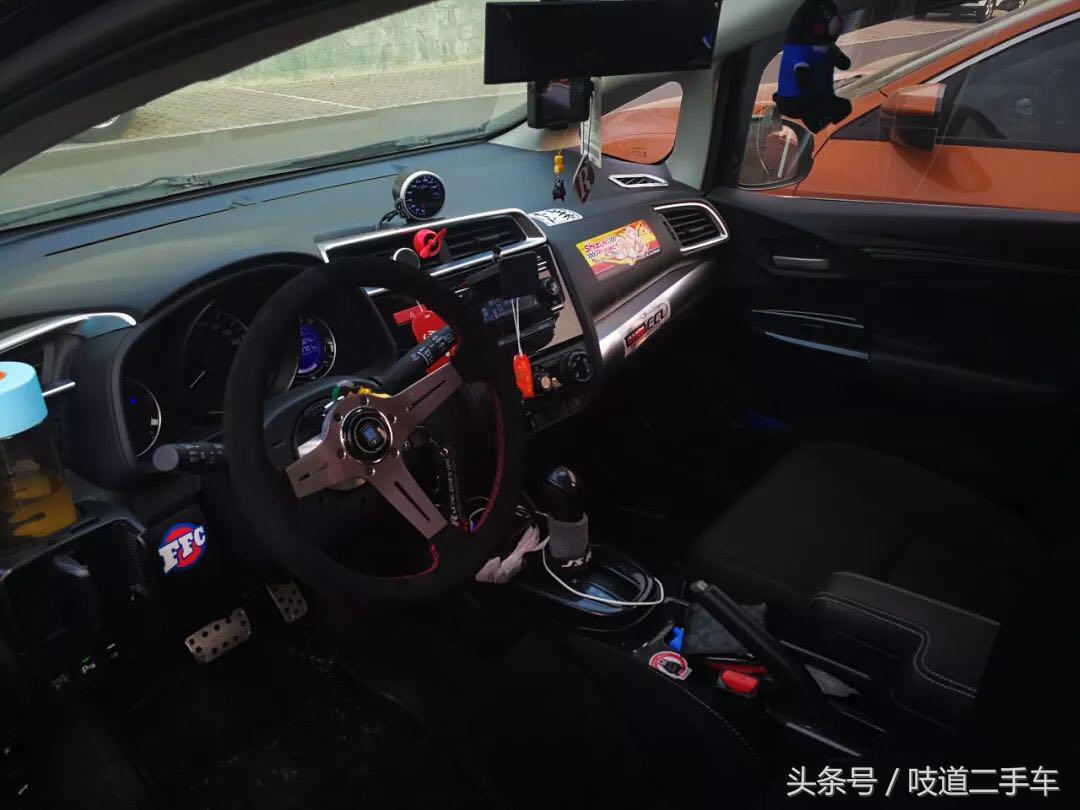 10年的二手超跑还值不值得入手,180万最能入手的二手超跑