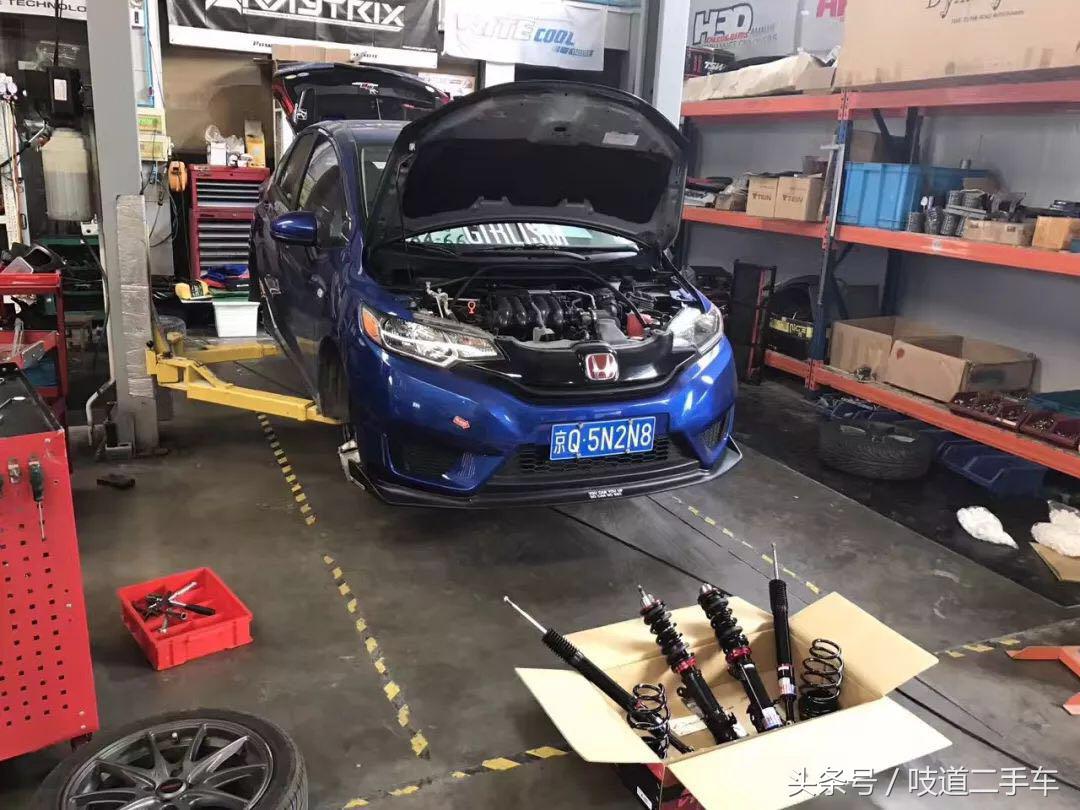 10年的二手超跑还值不值得入手,180万最能入手的二手超跑