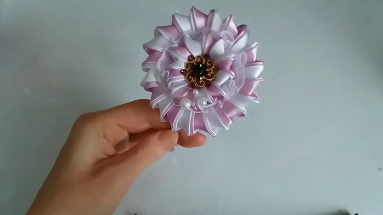 丝带发卡制作diy新年,手工丝带发卡制作教程蝴蝶结