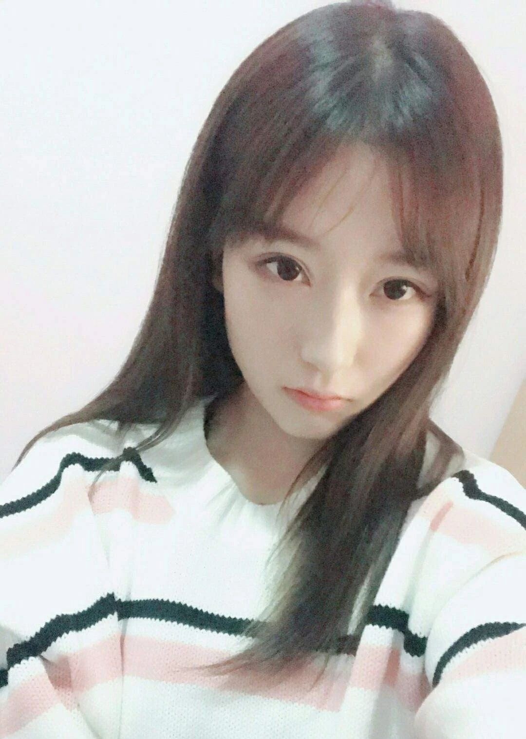 鎶栭煶鐨勫悓娆惧彛绾㈡槸鎬庝箞鎷嶇殑,閫傚悎鎷嶆姈闊崇殑鍙ｇ孩