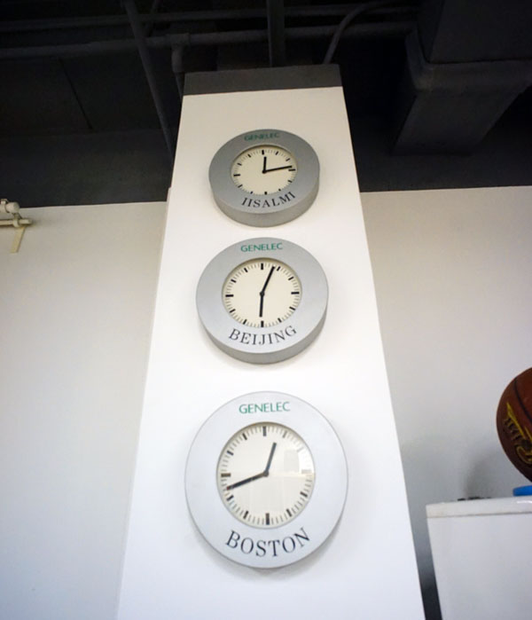 真力8050b两分频有源监听音箱 (真力有源监听音箱1038)