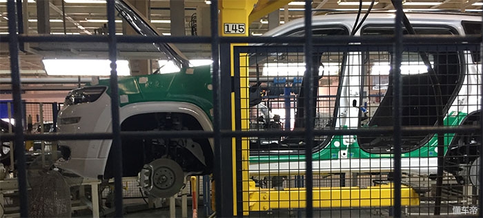 jeep大指挥官全包围,jeep大指挥官宽体