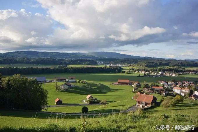 格吕耶尔，一座抚摸灵魂的城市