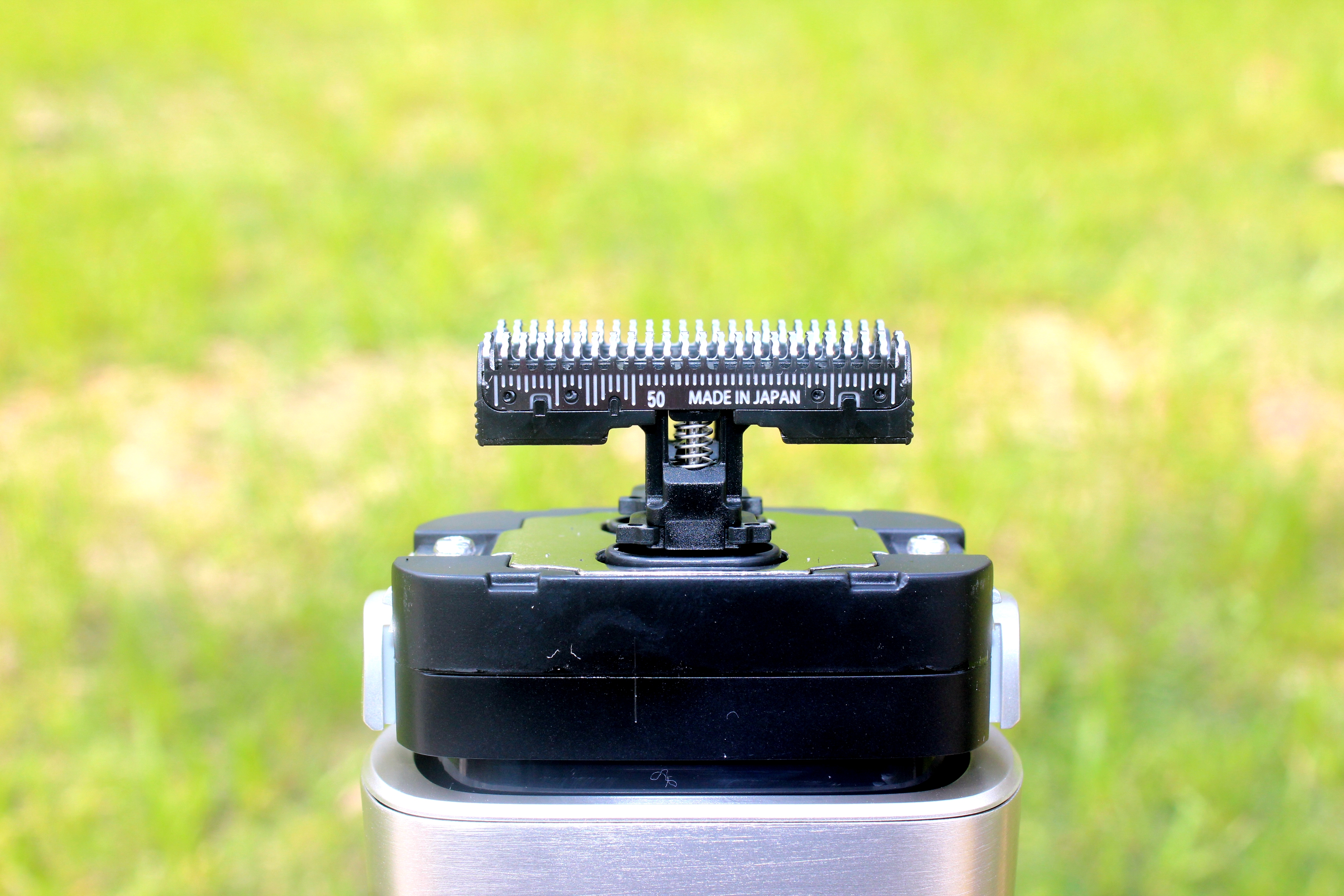 须眉小米剃须刀评测 (小米电动剃须刀s300水洗评测)