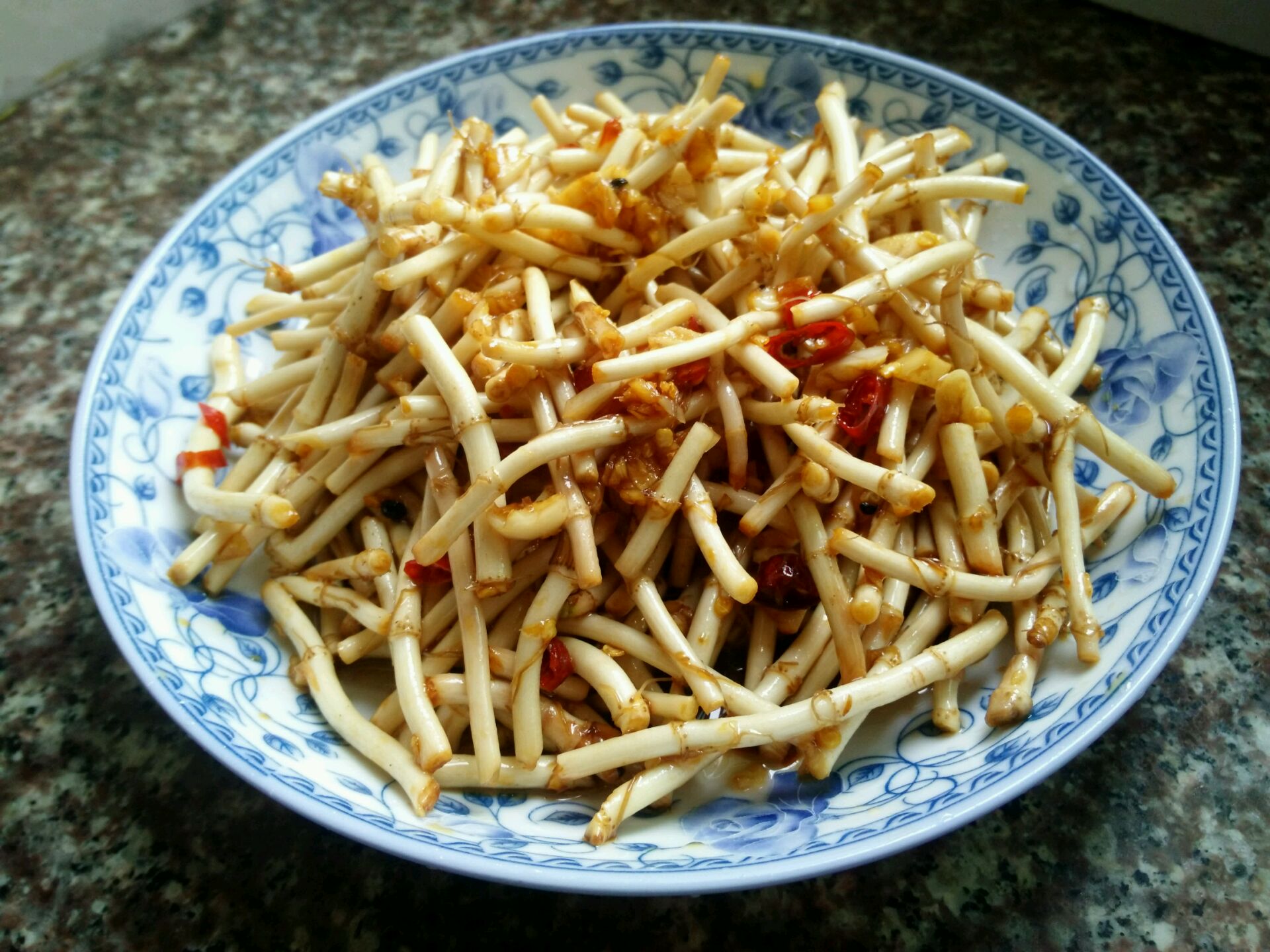 春天多吃4种野菜防病又营养,春季吃野菜牢记这4点