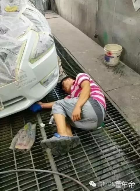 喷漆工总是遇到很多问题,喷漆厂气味太大