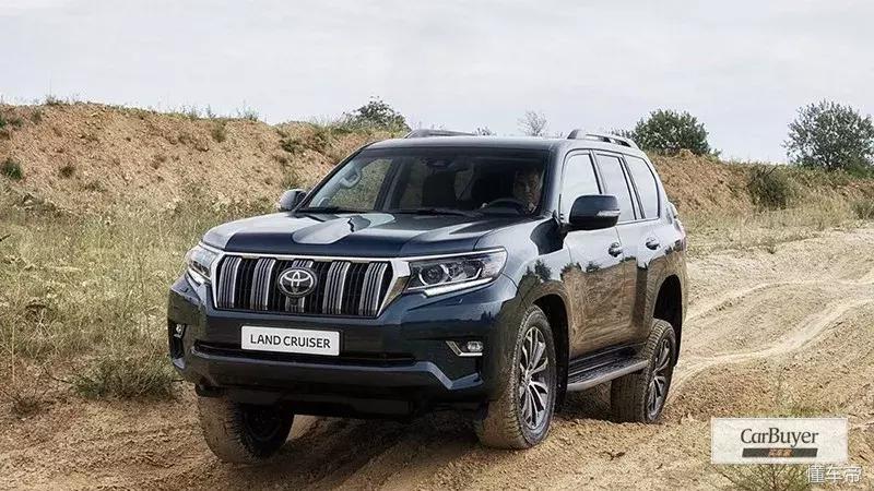 汽车门怎么用机械钥匙锁,汽车钥匙被锁在门里怎么打开