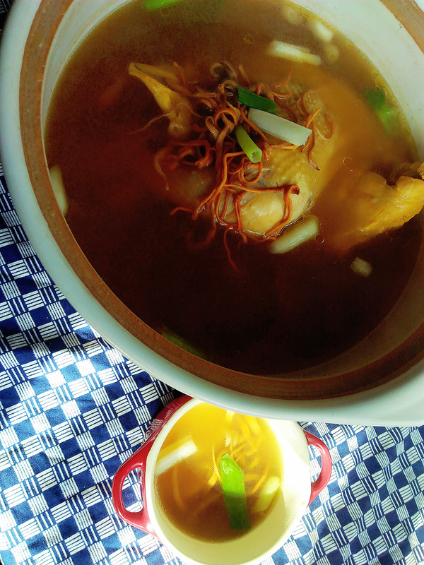 墨鱼银耳鸡汤的做法大全家常,墨鱼鸡肉鸡腿菇煲汤的做法大全