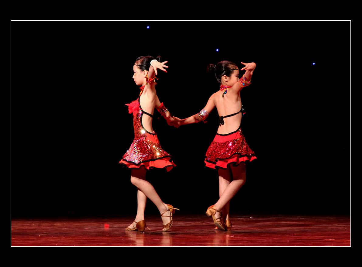 拉丁舞有早熟的吗,儿童拉丁舞对孩子的形体有帮助吗