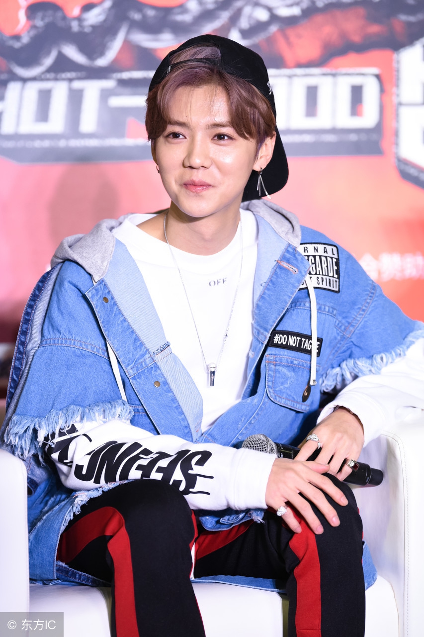 鹿晗父亲是什么民族,鹿晗父亲个人简介