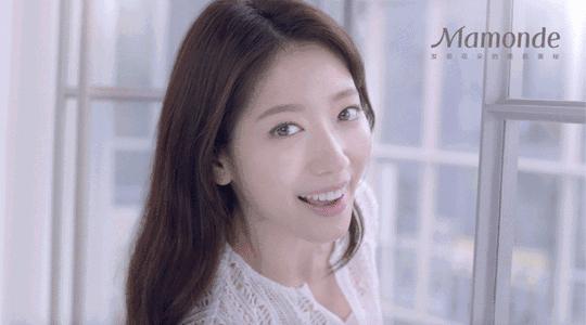 现在还不美白，你是想黑着过完这个夏天吗？v