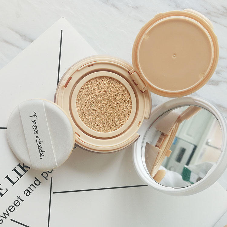 满大街白得发光的手臂和长腿，不用羡慕，做到这些，你也可以有