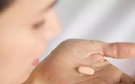 避孕药的避孕原理主要是,紧急避孕药避孕原理