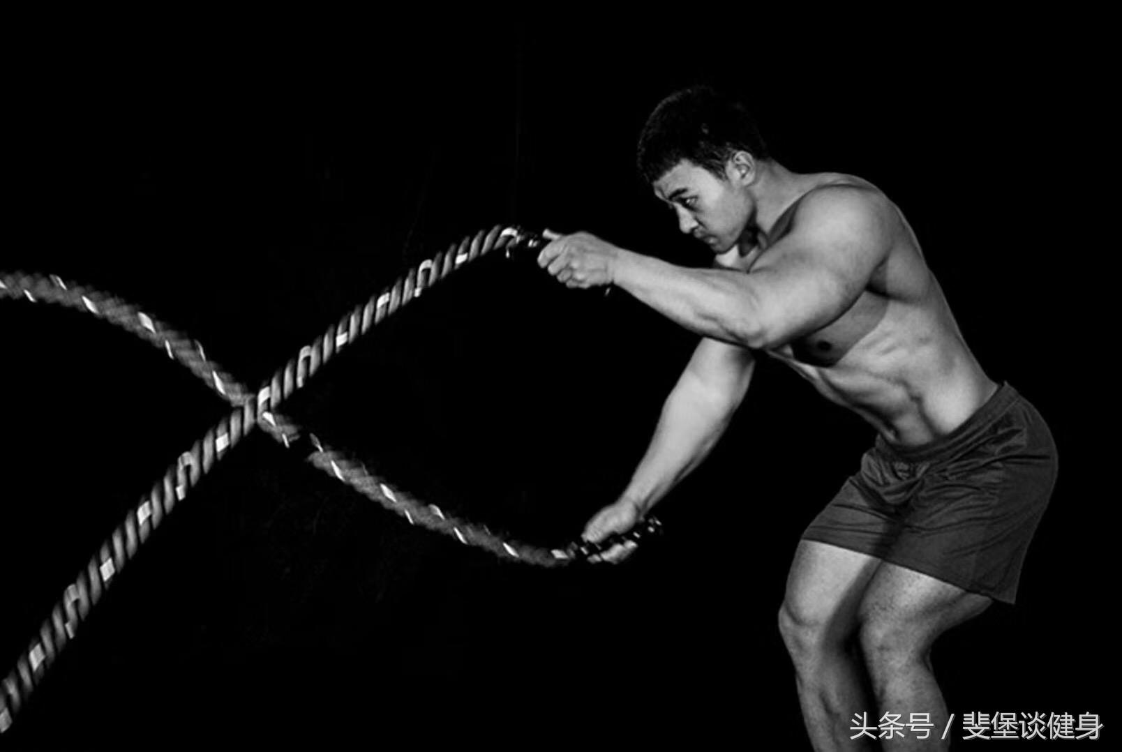 健身教练真的月入几万吗,月薪2万的健身教练开什么车