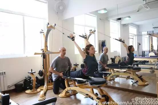 戏如人生成功背后的心酸,戏里面的人生