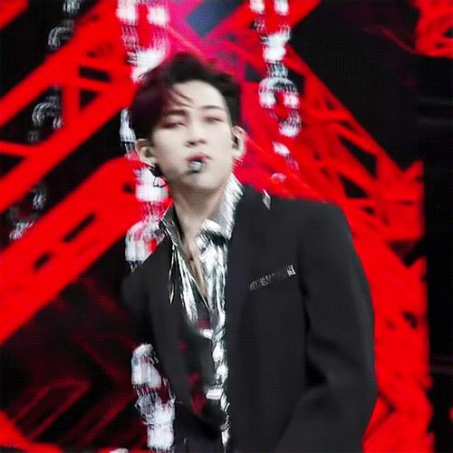 大型粉丝求黑活动，只为让他留在我们身边！