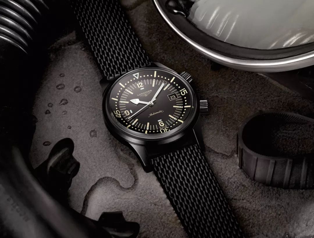 彭于晏浪琴表,彭于晏在外面不戴浪琴表吗