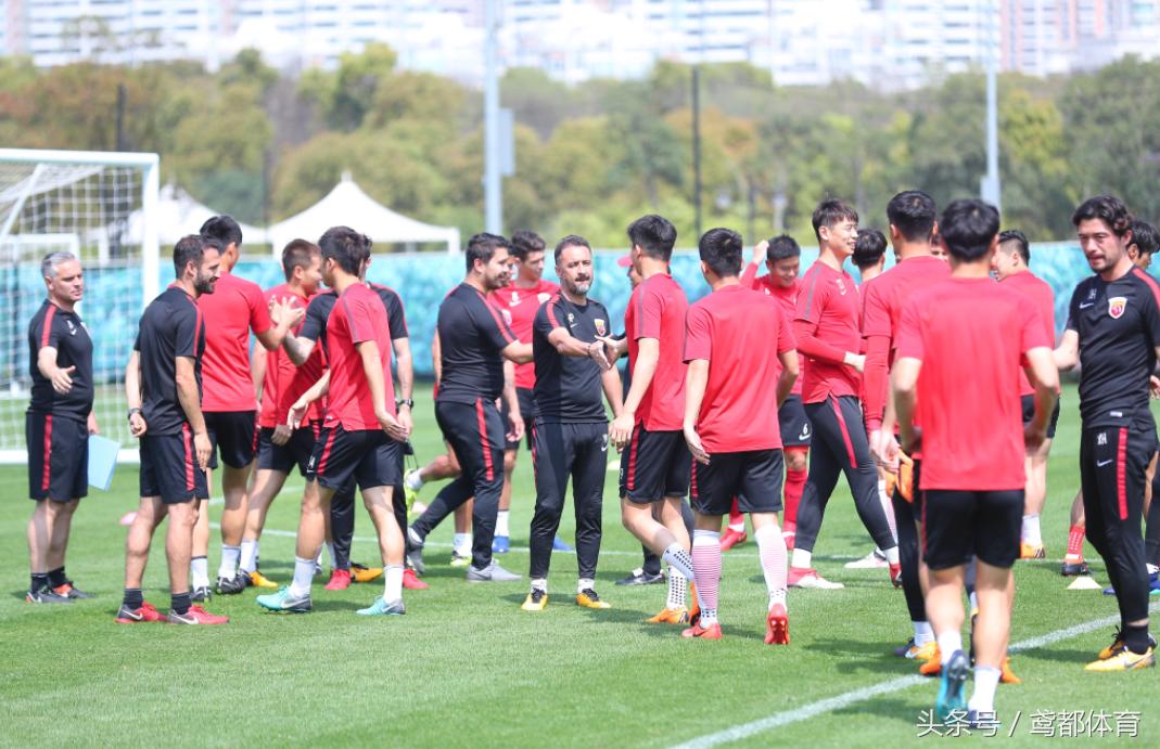 上海上港对阵横滨直播,上港对权健中超直播