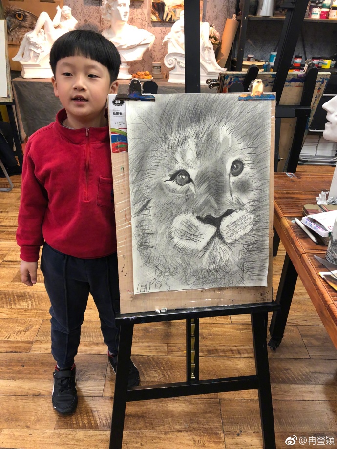 明星萌娃童言无忌嗯哼只喜欢妈妈,明星萌娃嗯哼视频