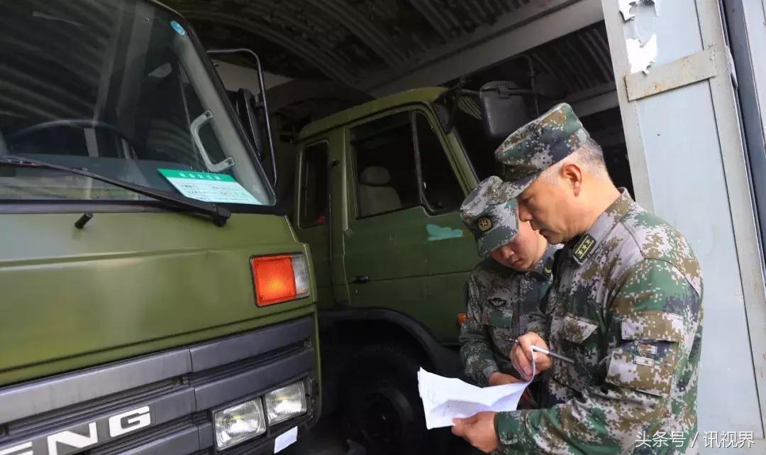 上校军官“问诊把脉”，白发工程师激情仍在燃烧！