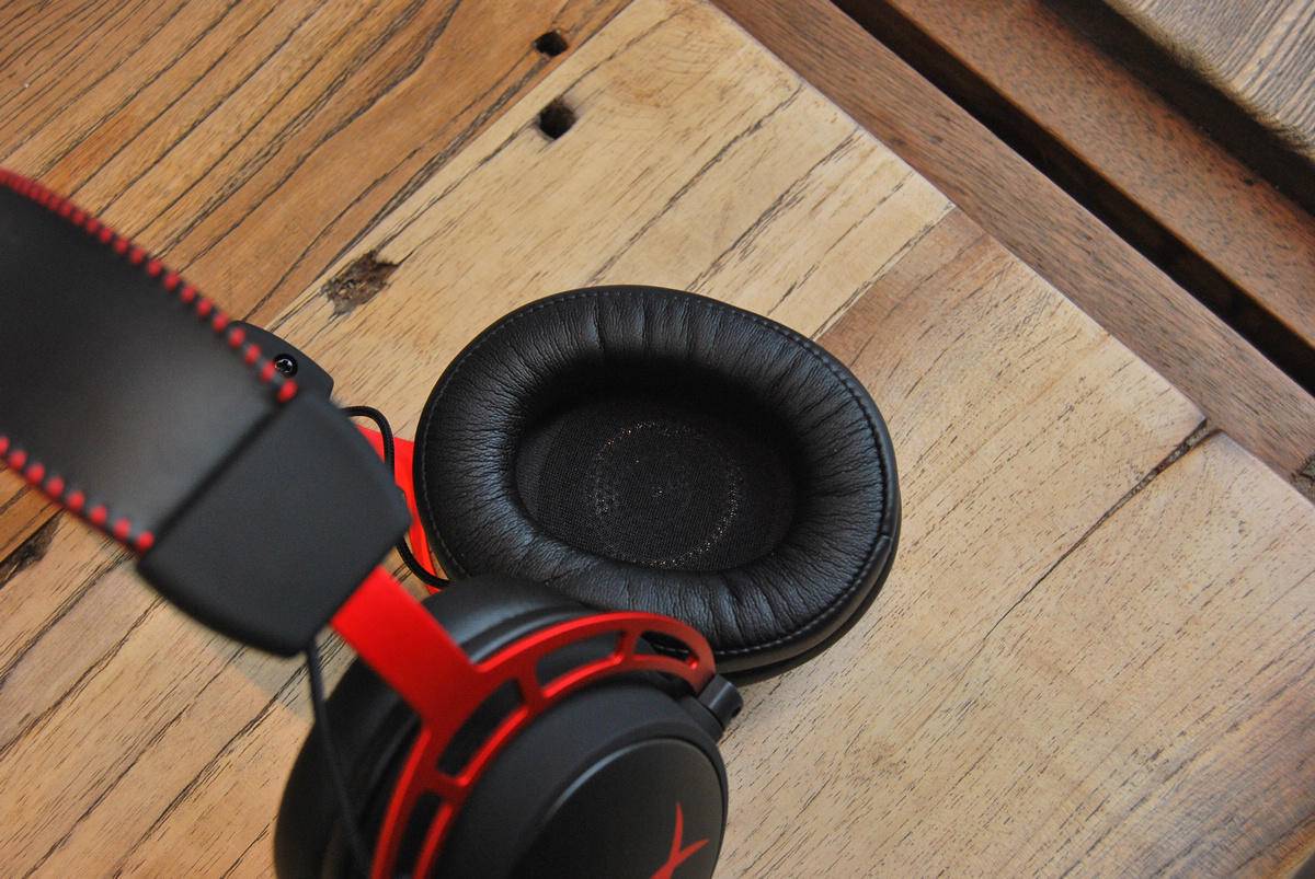 金士顿耳机阿尔法和飓风区别,金士顿阿尔法加强版耳机怎么设置