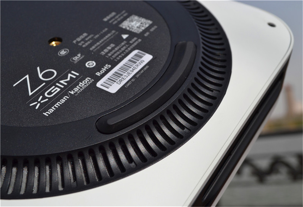 极米无屏电视z4,极米投影电视z6