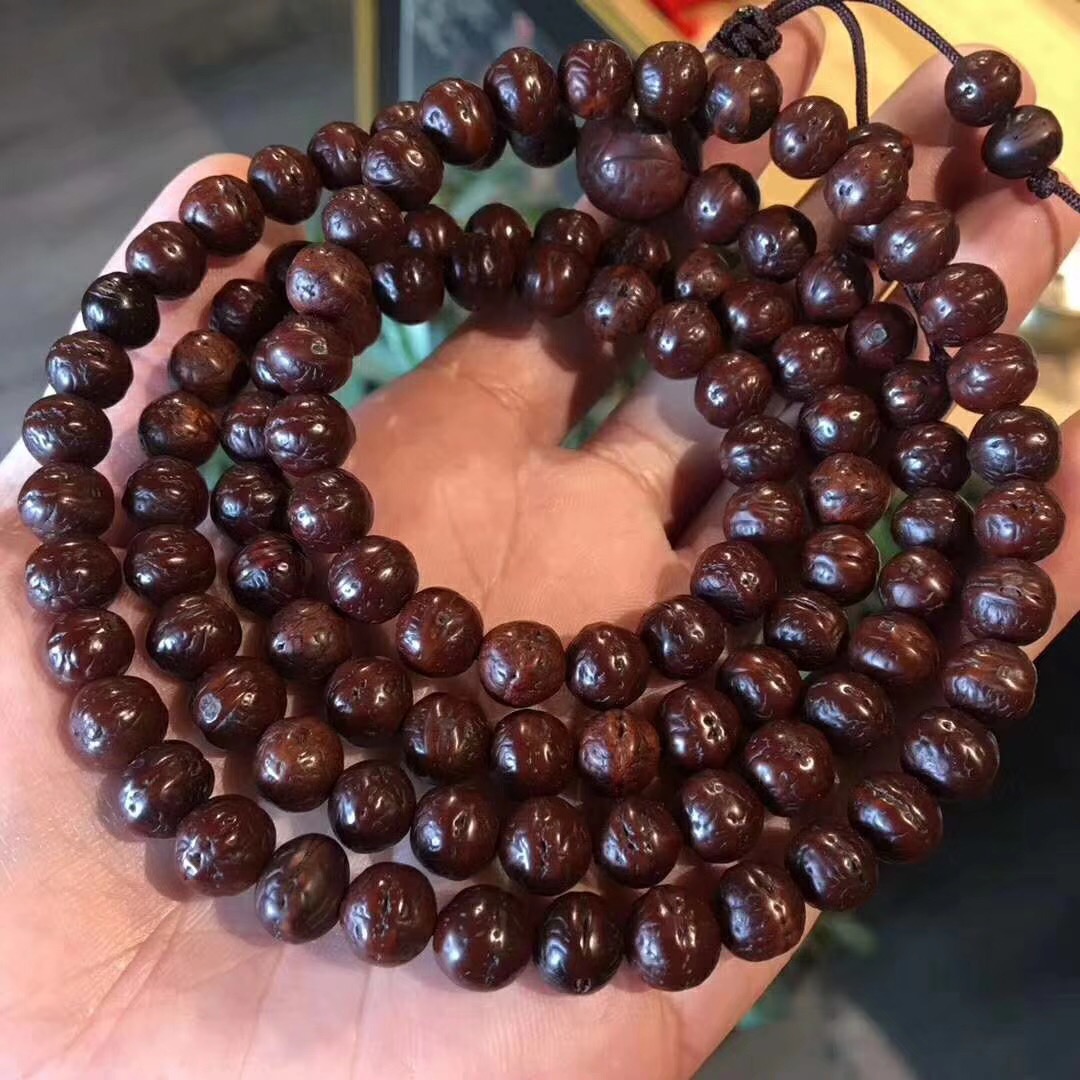 怎样判断菩提的品质好坏,如何鉴定菩提是真还是假