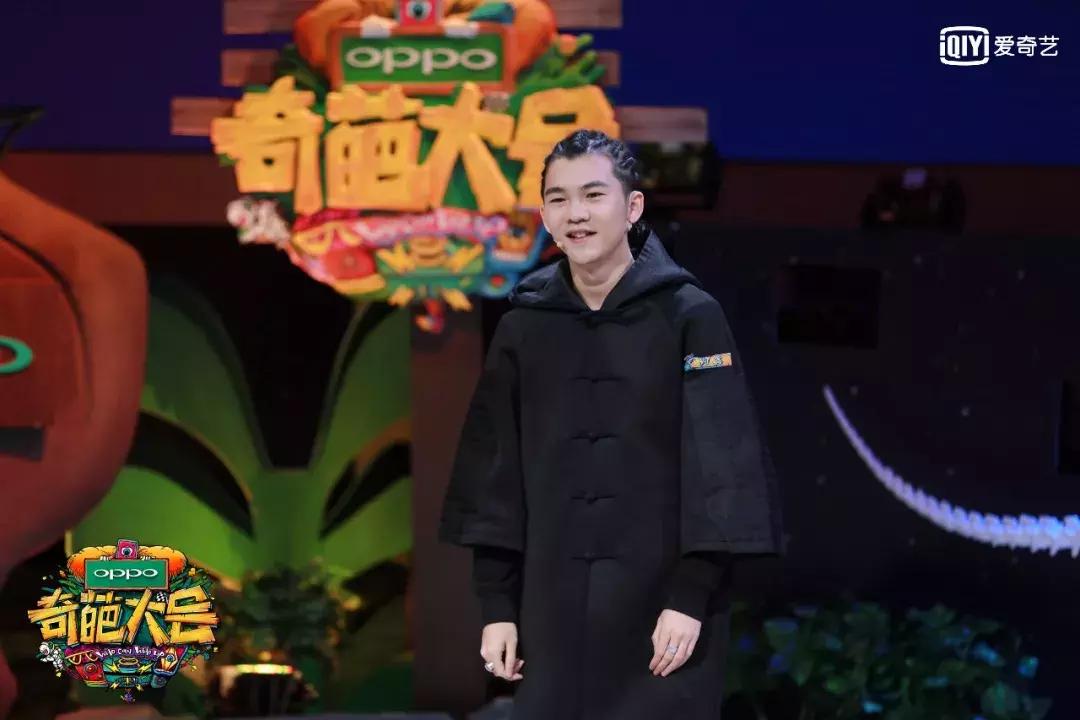 马东变成选手视频,马东锡变学生