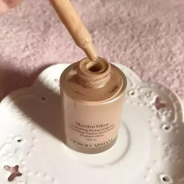 干皮怎么选择适合自己的粉底,干皮出门一天用哪一款粉底