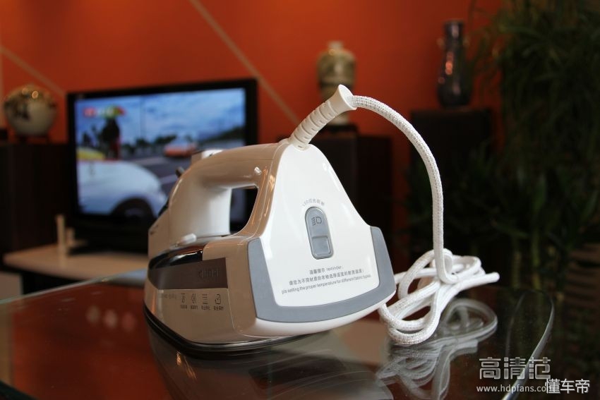 顶级蒸汽电熨斗,离子熨烫电熨斗