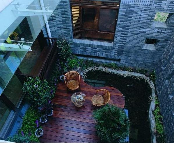 一楼庭院的三层小别墅怎么设计好,一楼自建庭院别墅