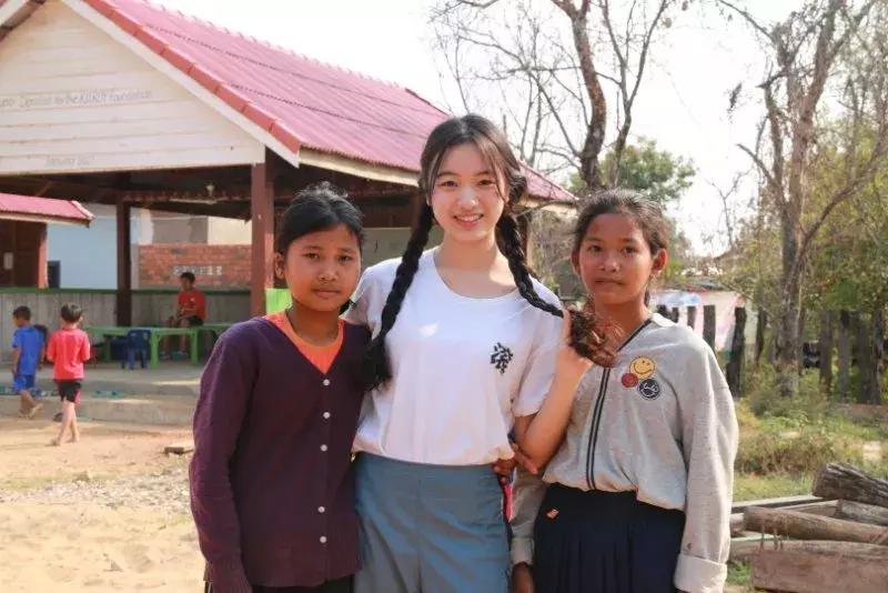 柬埔寨支教、广州捐发、武汉大学大二小姐姐蔡洵的故事可不止这些