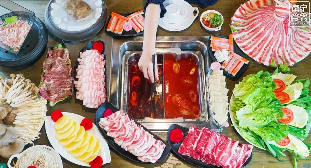 自助旋转火锅南宁,功能火锅南宁