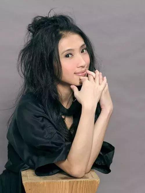 戴佩妮第一个专辑,戴佩妮再次和观众接唱怎样