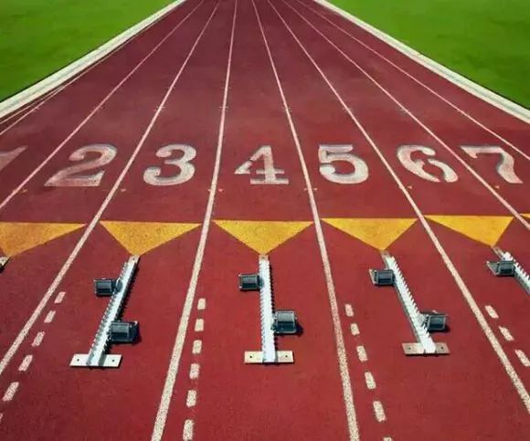 流过汗水也流过泪水,人没受过伤人没流过泪