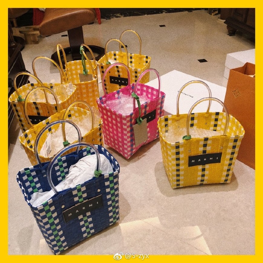 celine草编包颜色有哪些,celine包袋子能配到吗